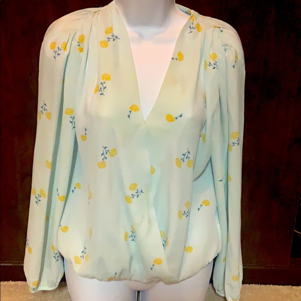 Elodie light green blouse